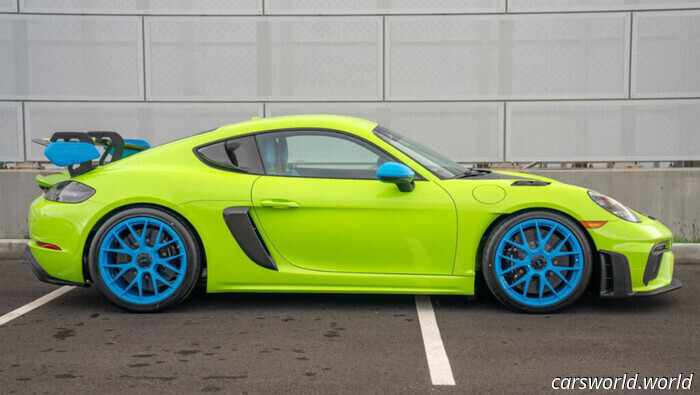 Sembra che questa Porsche sia stata progettata da un evidenziatore con ADHD | Carscoops